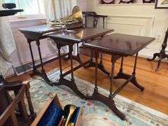 Set of three nested stands, 19x14x20, 21.5x14.5x21, 24x15x22