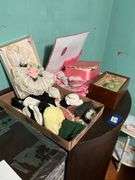 Vintage ladies hankies, lingerie set, jewelry box, misc