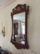 Chippendale wall mirror w/ gilt eagle on crest 20x36.5