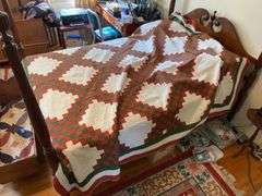 Red & green triple Irish Chain patchwork quilt