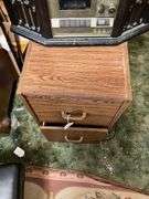 2-drawer filing cabinet - no contents 15x19.5x25