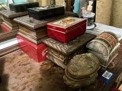 Metal jewelry casket w/ unattached hinge, and dresser/jewelry boxes lot