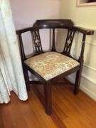 Chippendale corner chair w/ pierced back splats, tapestry seat