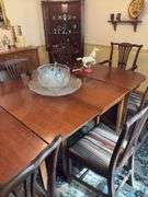 Banquet dining table w/ rounded ends, tapered legs - no contents 90x48x29