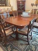 Banquet dining table w/ rounded ends, tapered legs - no contents 90x48x29