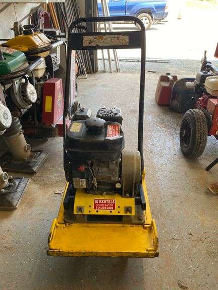 Wacker plate tamper