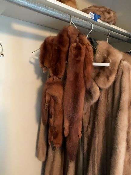 Vintage fur chasers