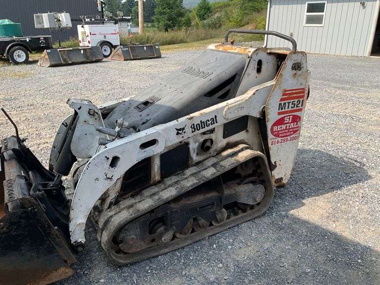 2006 Bobcat MT-52 walk behind mini skid steer, 1589 hours***Bucket not included