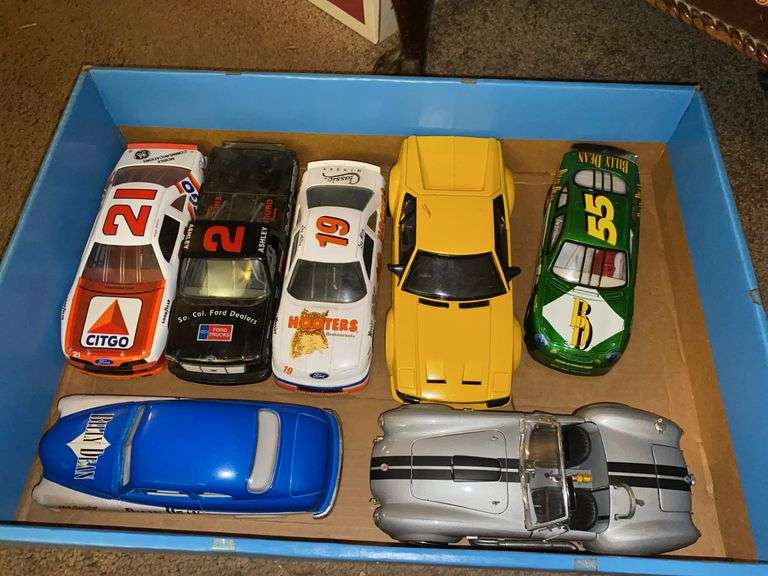Model race cars