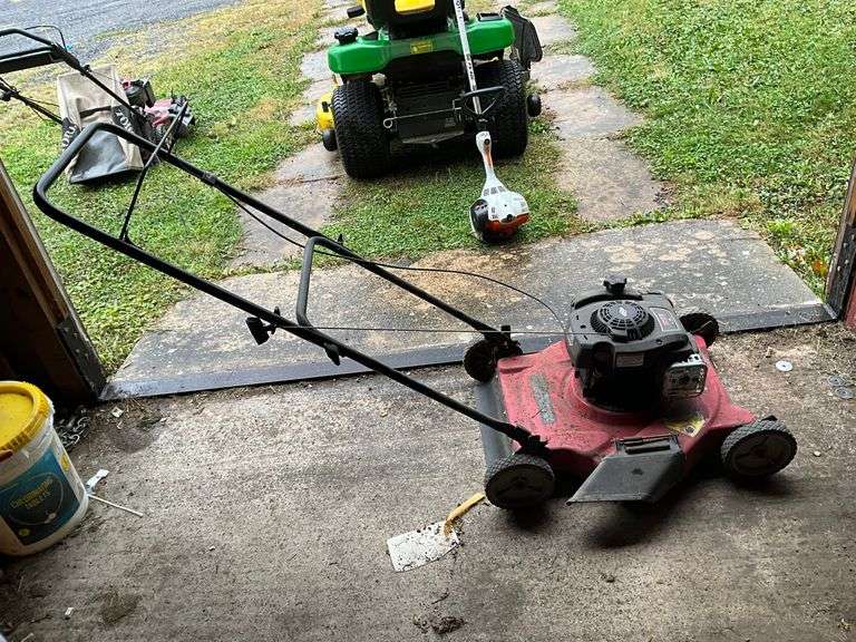 Hyper Tough lawn mower model: HT18-094-032-01