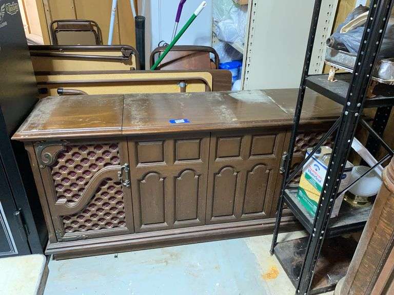 Mid-century Mediterranean console stereo turntable/8-track 61x17x28