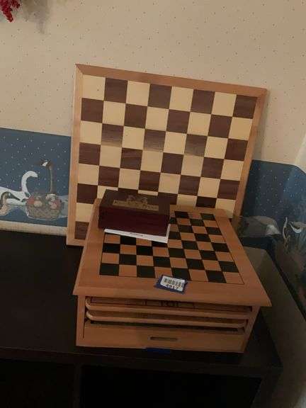 Wooden game board set and wooden checker board