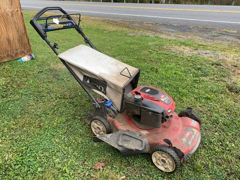 Toro Recycler 22" Pesonal Pace self-propelled lawn mower model: 20333