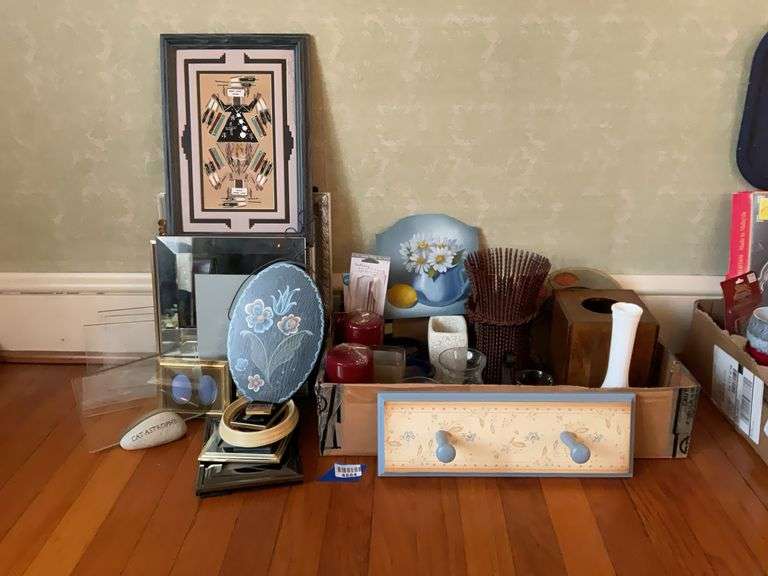 Navajo sand painting, frames, plaques, candles, decor items