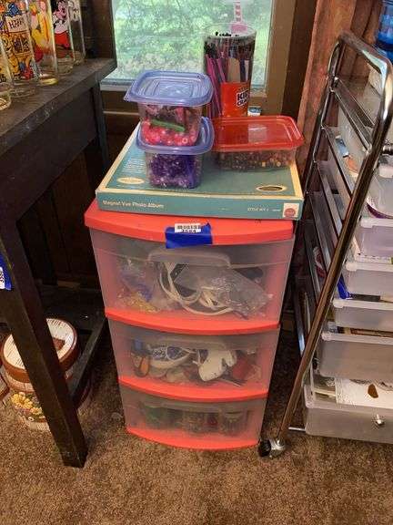 Plastic storage drawer unit and craft supply contents