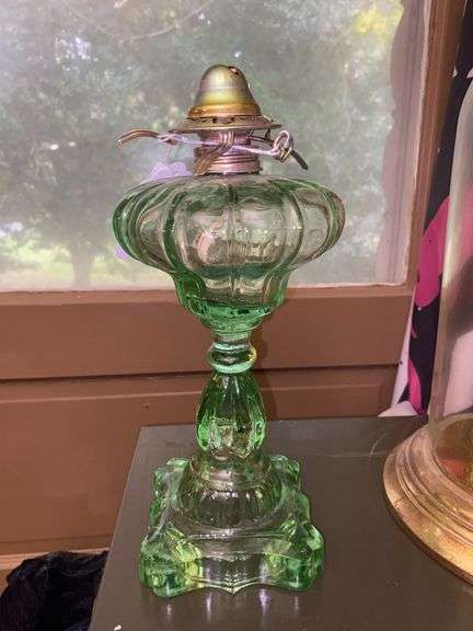 Green pressed glass stand oil lamp w/ burner