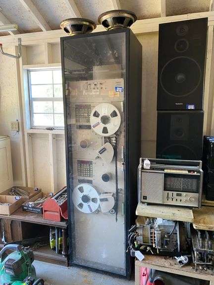 Vintage Magnasync ICR40 1R Info Compiler, and pair of speakers