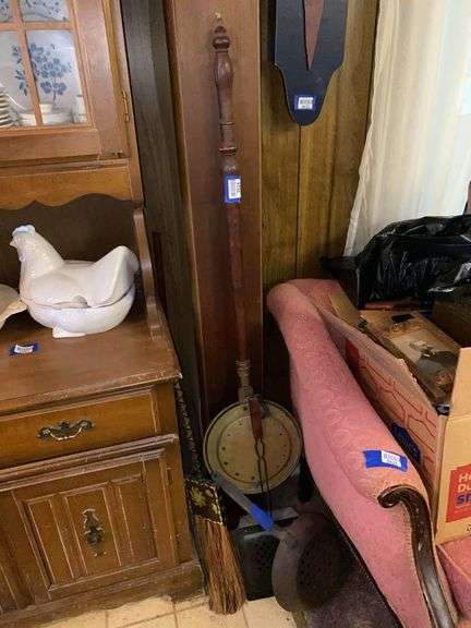 Brass bed warmer on wooden handle, tole painted hearth broom, fireplace popcorn popper, misc