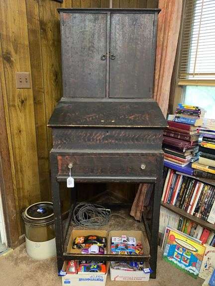 Country lift top standing desk/bookcase w/ original decorative painted grain finish. Narrow molded cornice on top cabinet section, lift top section has fitted interior w/ matching grain painted drawers, lower drawer w/ glass knobs, square legs, box stretchers - no contents 28.5x28.5x73