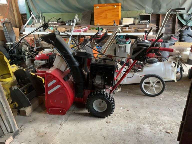 Troy-Bilt Vortex 2490 electric start 24" snow thrower