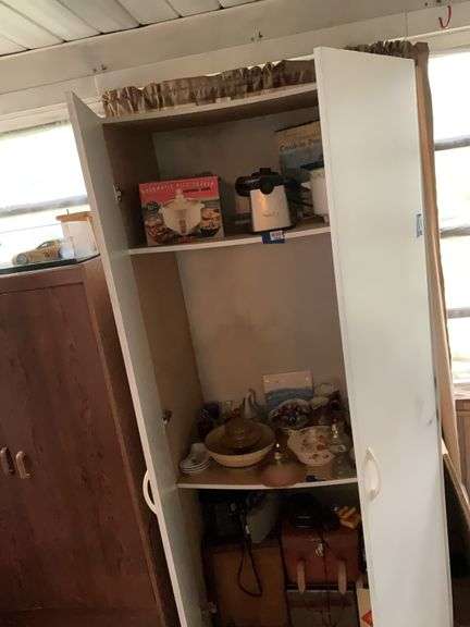 White storage cupboard - no contents 35.5x80x21- MUST COME DURING LAST 2 HOURS OF PICKUP FOR THIS ITEM