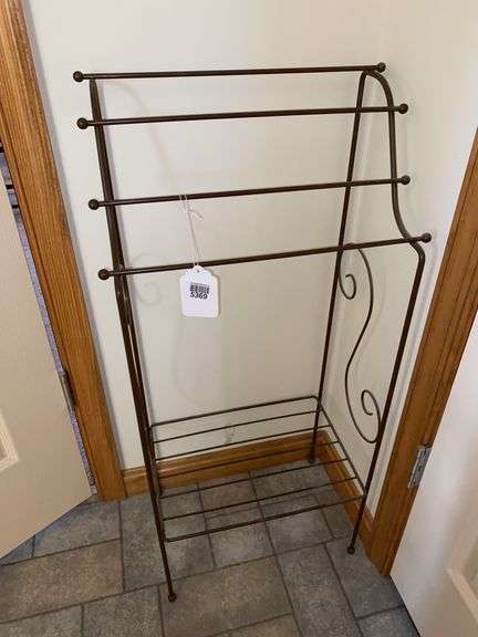 Hurley Rack Wrought metal towel rack - Hurley Real Estate & Auctions