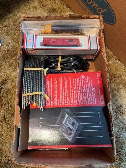 Railpower 1300 model train powerpack, train cars in boxes, track ...