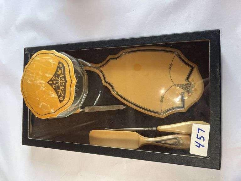 COLLECTIBLE