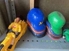 TOYS