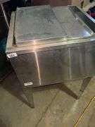 Ice Bin