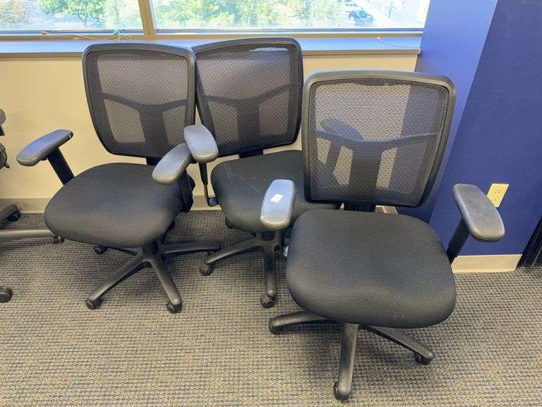 Caster office Chairs