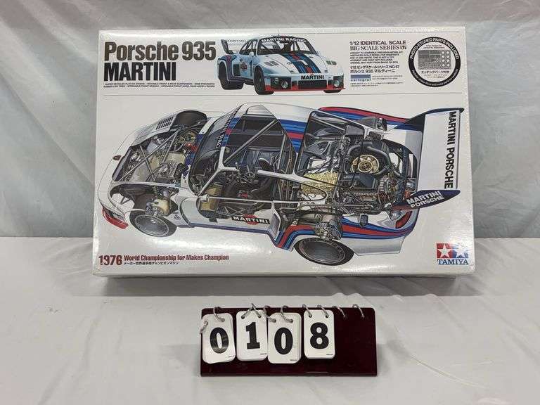 Tamiya  Porsche 935 Martini - No.  12057