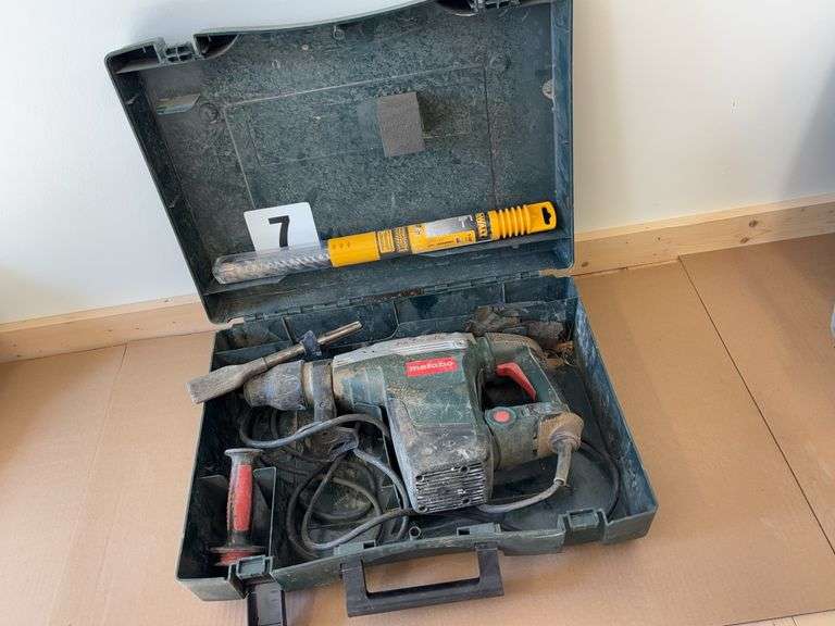 Metabo KHE 5b, 120V Hammer Drill & Bits