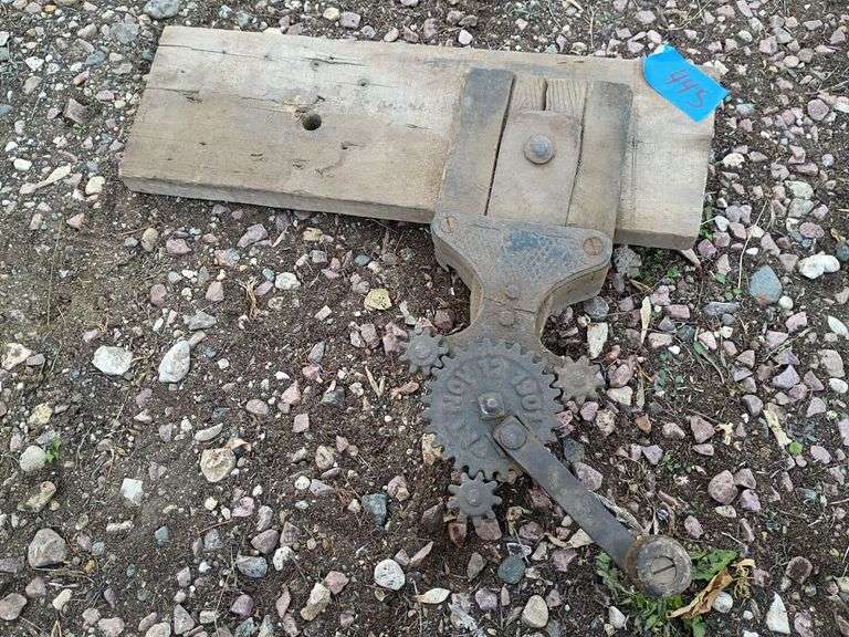 Rope Maker - Integrity Auctioneers