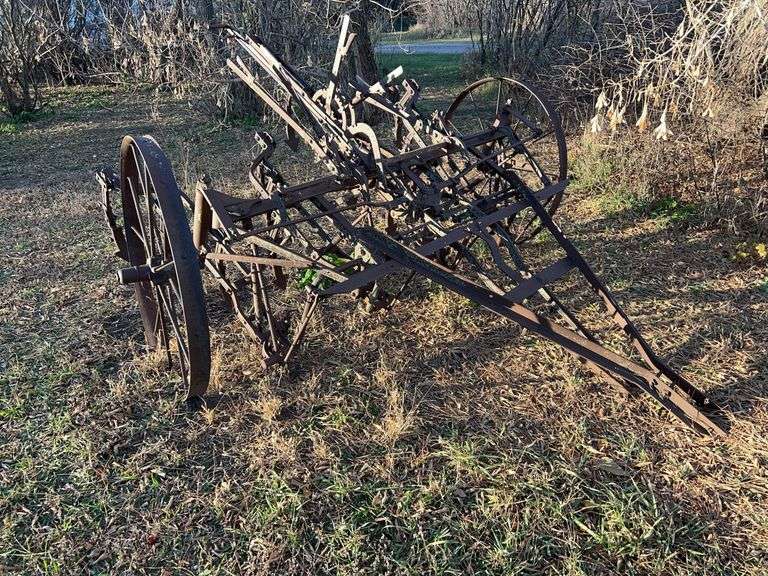 Old 2-Row Cultivator