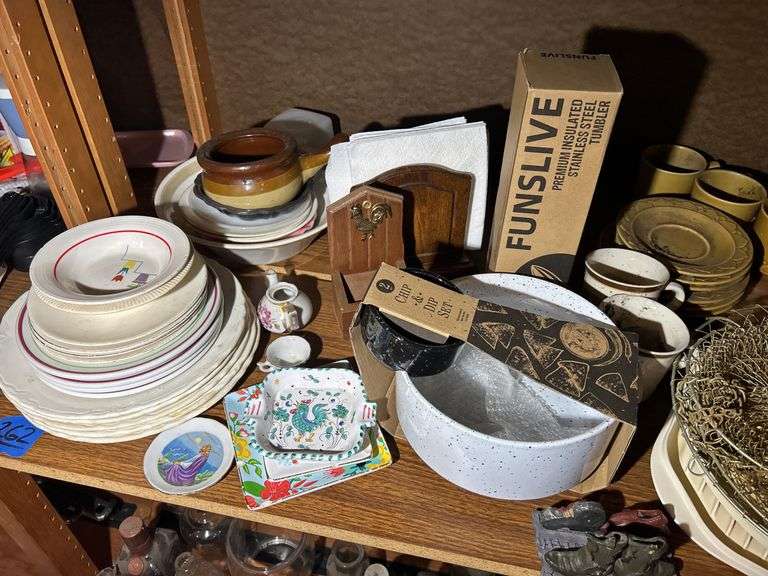 Bowls, Cups, & Other Kitchen Type Items