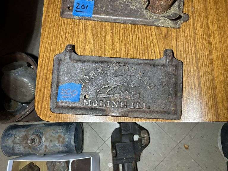 Cast Iron John Deere Tool Box Cover
