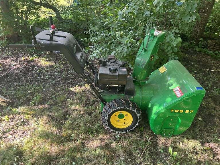 John Deere TRS-27 Snowblower