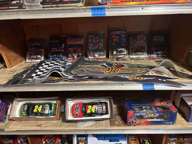 Collectible Racing Pennants & Jeff Gordon Cars