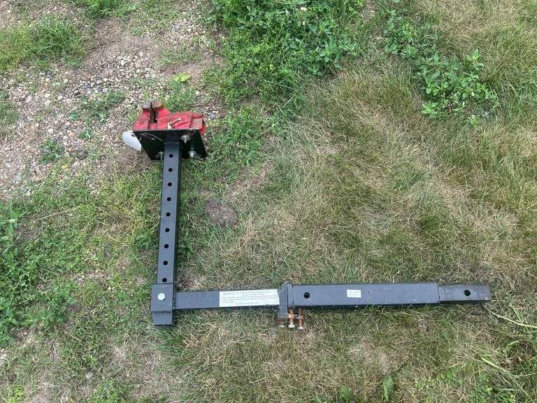 Vise Mounted on Receiver Hitch