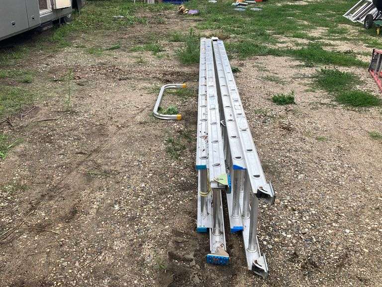 Aluminum Extension Ladders
