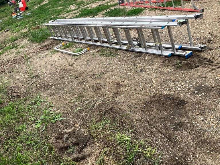 Aluminum Extension Ladders