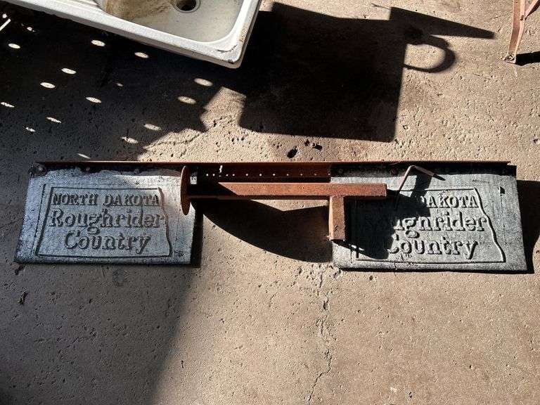 Chevrolet Pickup Tailgate Insert Piece, Small Stand, plus North Dakota Roughrider Country Mud Flaps