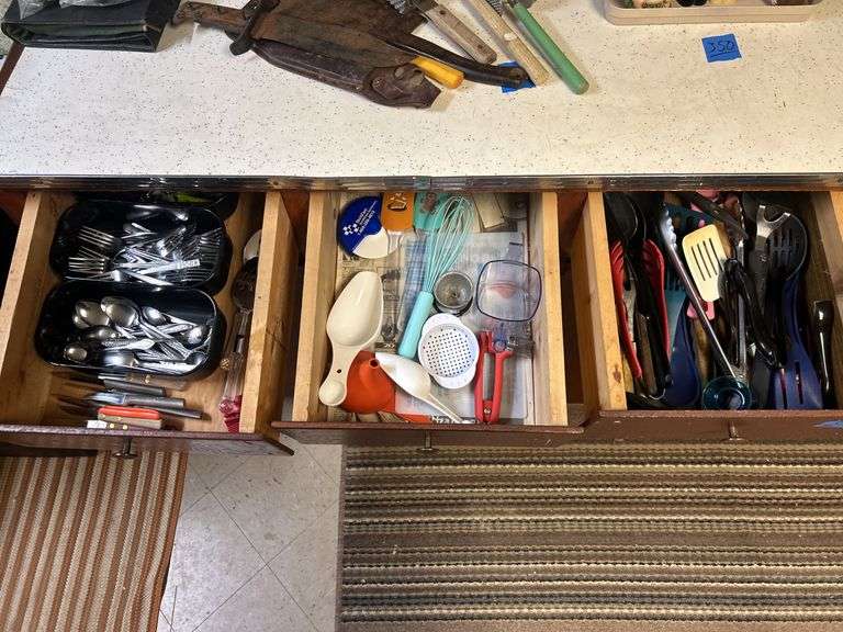 Flatware & Utensils