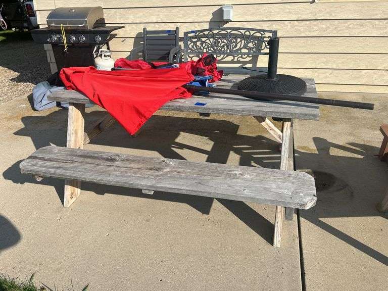 Picnic Table, Chairs, Umbrella, & Umbrella Stand