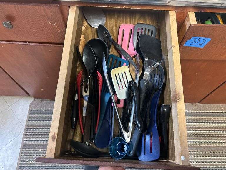 Flatware & Utensils