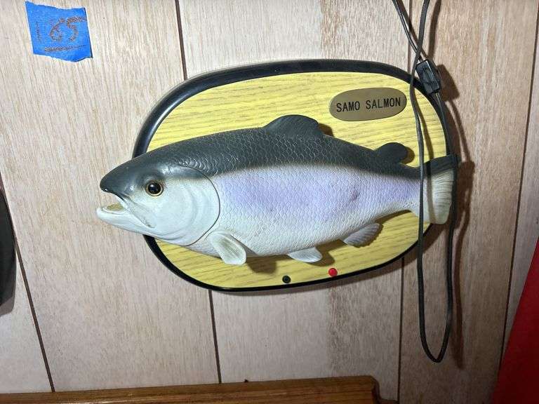 Collection of Talking Fish, Confederate Flag, Electric Silvertrol Motor, Wall Hangings