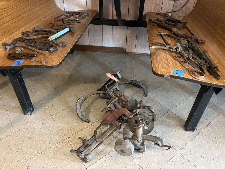 Collection of Hand Tools & Grinders