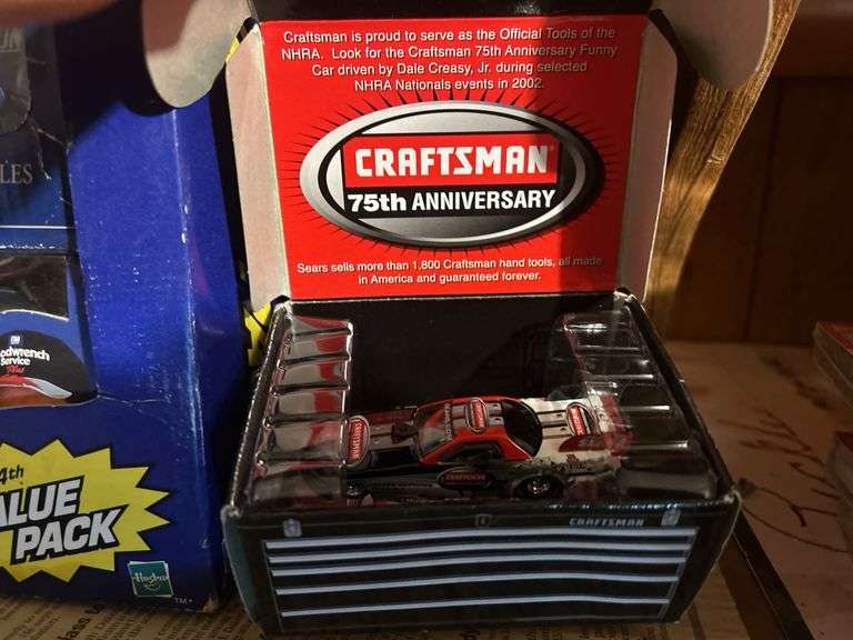 NASCAR Collectibles - 1:64 & 1:24 Scale Cars