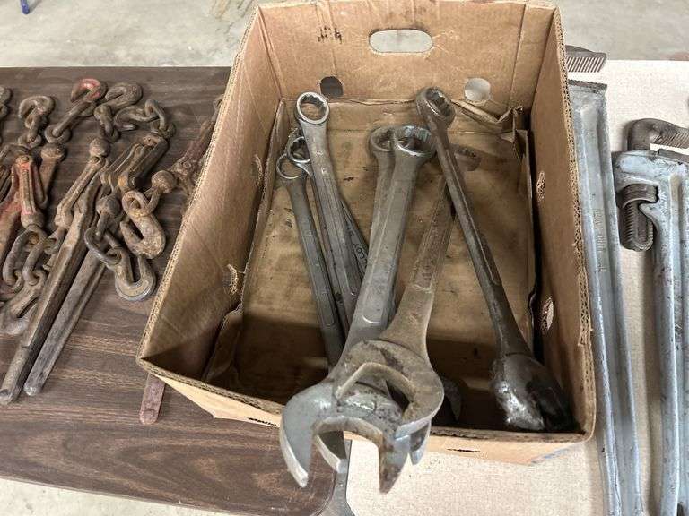 Items for in person bidding (10AM)
